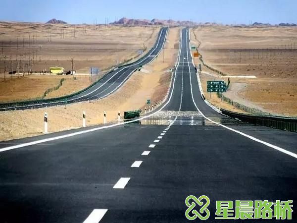 穿越世界最長沙漠公路—京新高速(圖1)